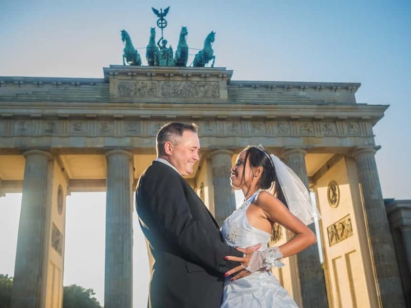 Berlin Essentials: Private Photoshoot at Berlin's top sites - Tips I’d use to get better photos in Berlin (and waste less time)