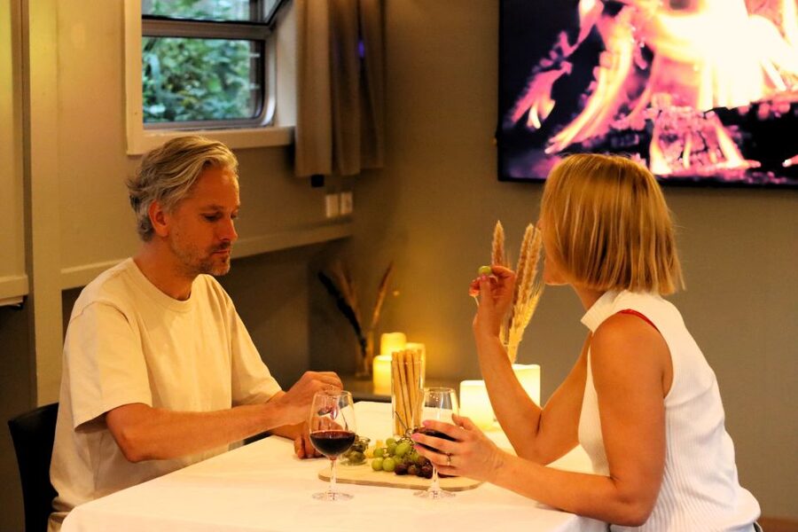 Berlin: Evening Boat Cruise - Romance & Moonlight - Starting point: Seminarschiff, and why it matters