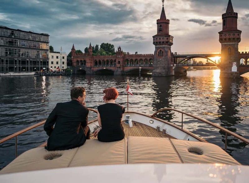 Berlin: Evening Yacht Cruise with Aperitif - Who should book this cruise, and who should skip it