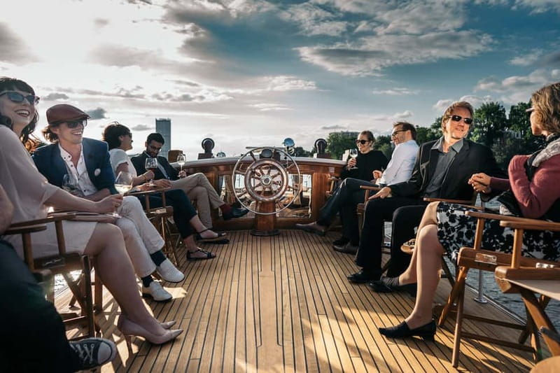 Berlin: Evening Yacht Cruise with Aperitif - Why this 75-minute Spree cruise feels like the right kind of Berlin