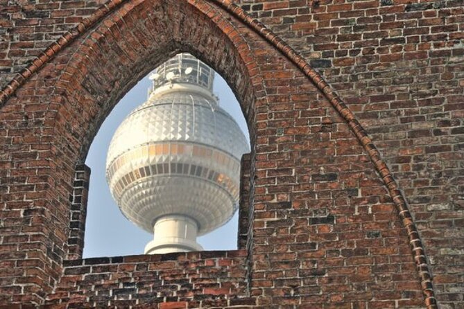 Berlin: Experience the Alternative Kreuzberg on a Bike Tour - Spree River and Landwehr Canal: Contrasts You Can Feel in Your Legs