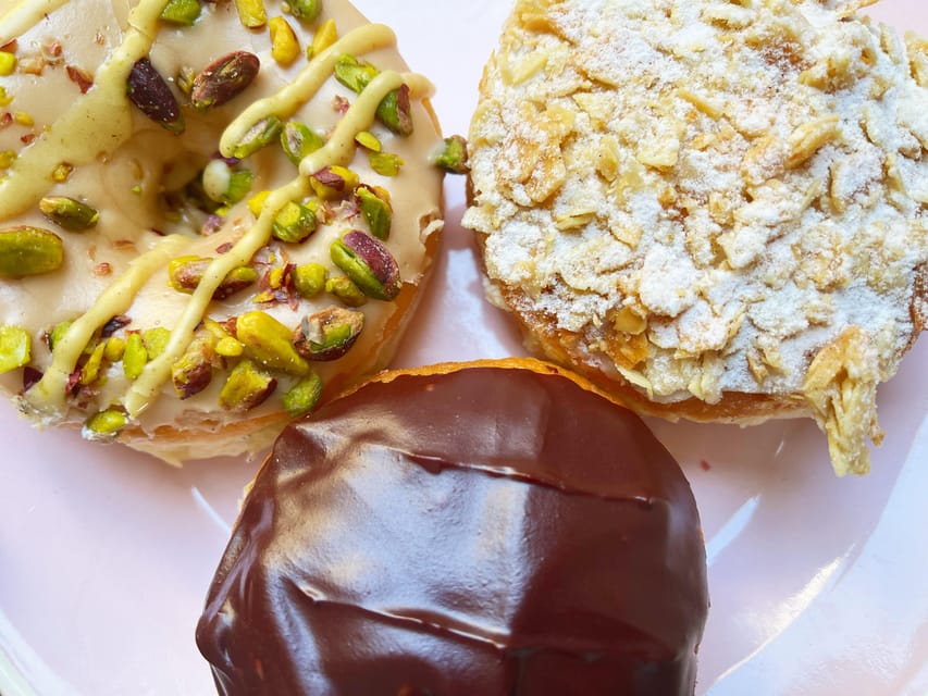 Berlin Food Tour: Must-Try German & Berliner Classics - Finding Your Food-First Starting Point at Pirates Berlin