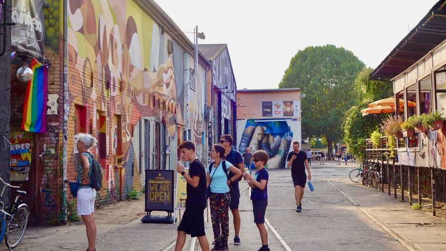 Berlin Food Tour: Must-Try German & Berliner Classics - Sweet Treats and a Homemade Dessert Finish