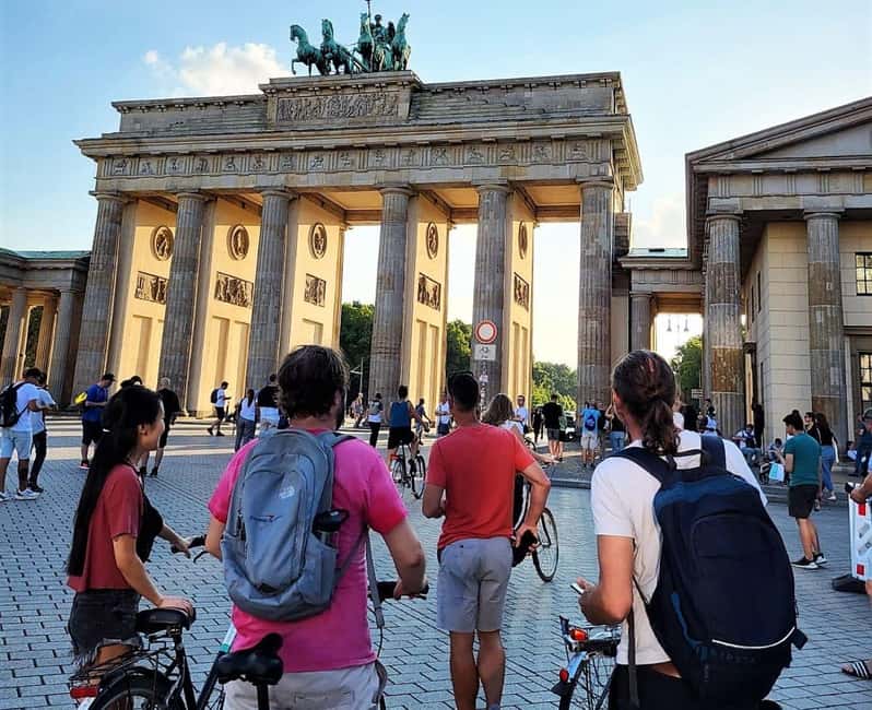 Berlin: From East to West & Wall Tour by Bike with a Guide - Key things that make this bike tour a smart pick