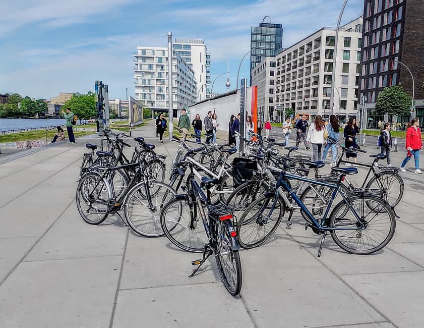 Berlin: From East to West & Wall Tour by Bike with a Guide - Friedrichshain start: Volkspark Friedrichshain and the quieter side of Berlin East