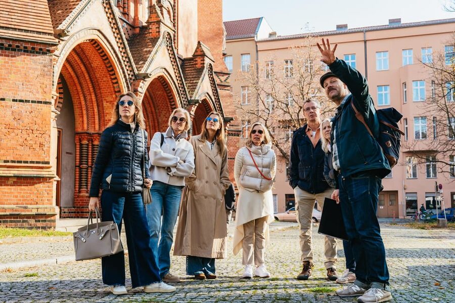 Berlin: Gay Berlin Out in Schöneberg Walking Tour - The Nationalhof and the venues that shaped interwar queer life