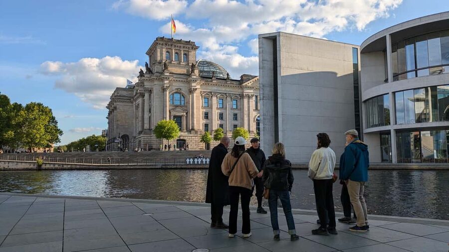 Berlin: Government District around the Reichstag Guided Tour - A fast, focused government-district walk (not a museum day)
