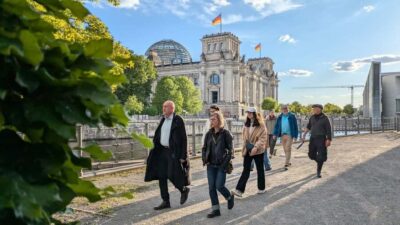 Government District around the Reichstag Guided Tour
