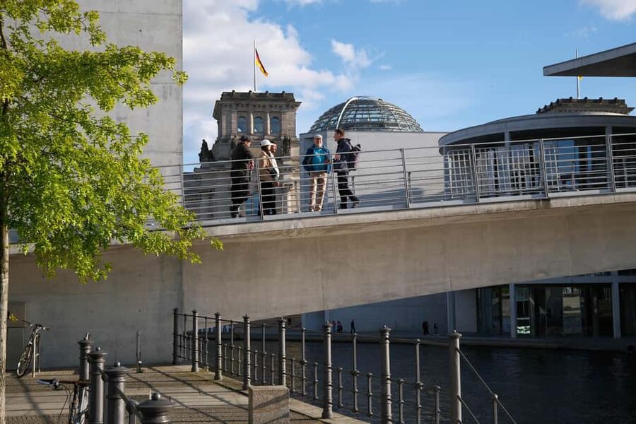 Berlin: Government District & Reichstag Hall Dome Visit - Quick Hits If You’re Short on Time
