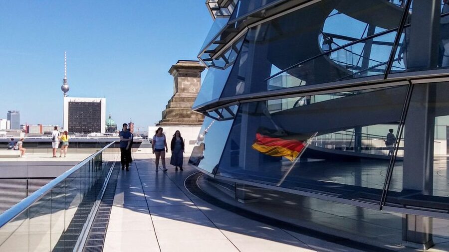 Berlin: Government District Tour and Reichstag Dome Visit - Key things to know before you go