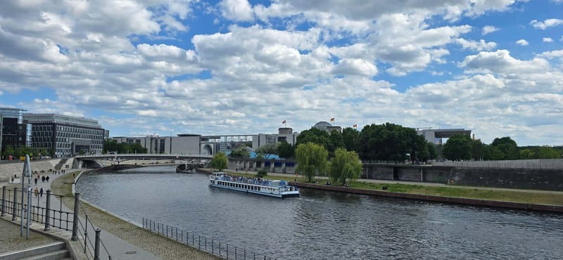 Berlin: guided Segway tour in the heart of the city - How parks and quieter corners change the pace