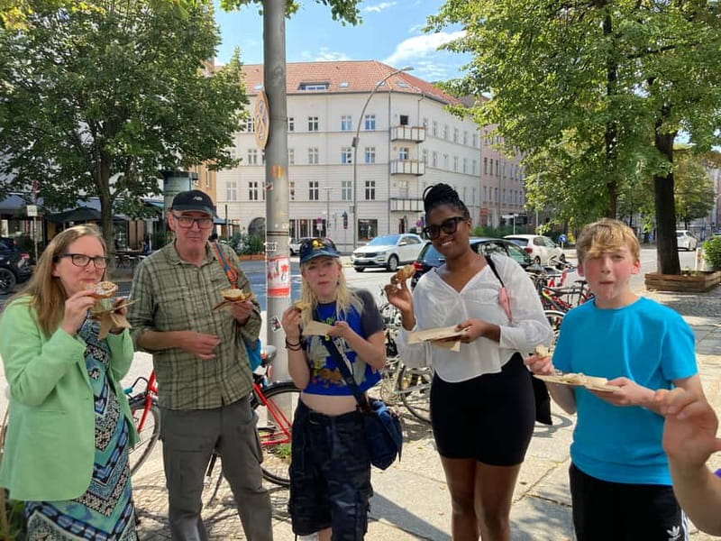 Berlin: Guided Street Food Tour with Tastings - Key things you should know before you go