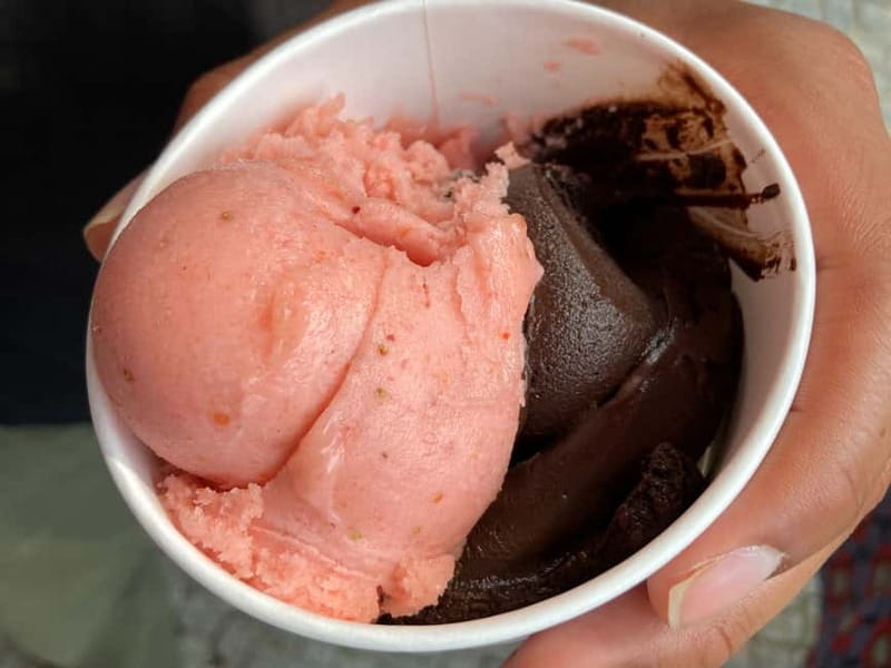 Berlin: Guided Street Food Tour with Tastings - Dessert Finish: Ice Cream and the Sweet Reset