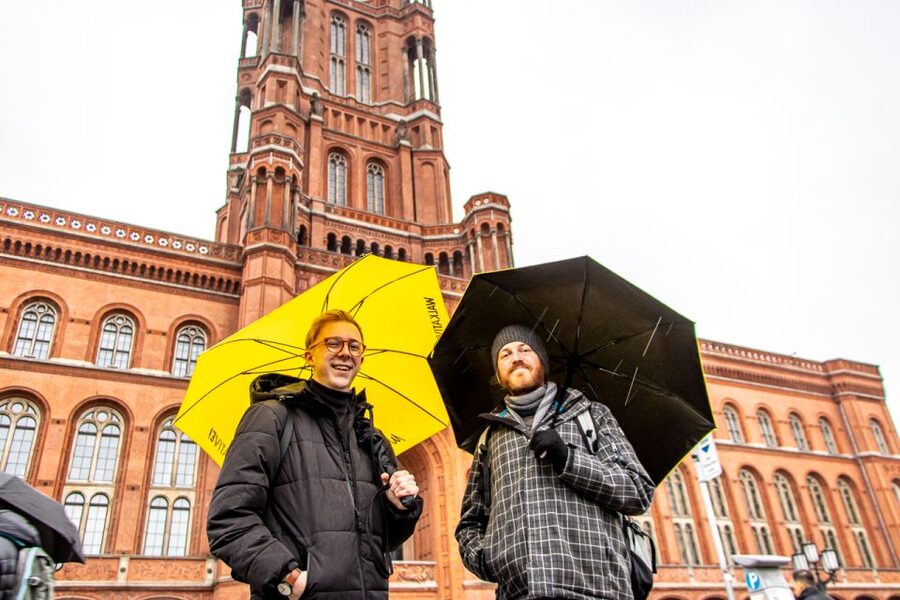 Berlin: Guided Walking Tour in English - TV Tower to Royal Palace Details: Contrasts You Can Feel While Walking