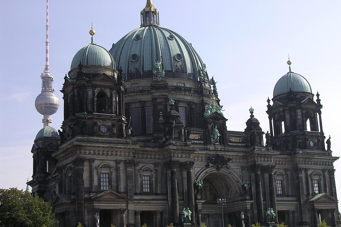 Berlin Highlights Private Guided Walking Tour - Reichstag and the glass dome: power, control, and a changed building