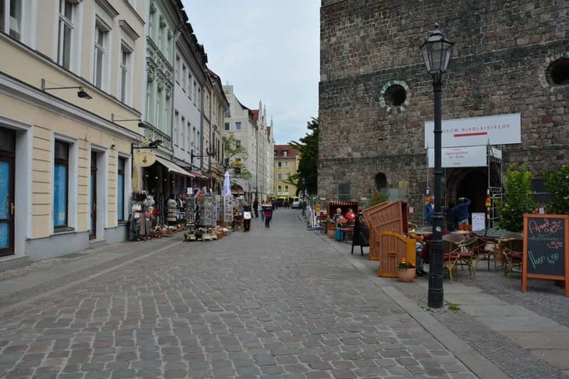 Berlin: Historic Center Walking Tour with a Real Berliner - Quick hits if you want the good stuff fast