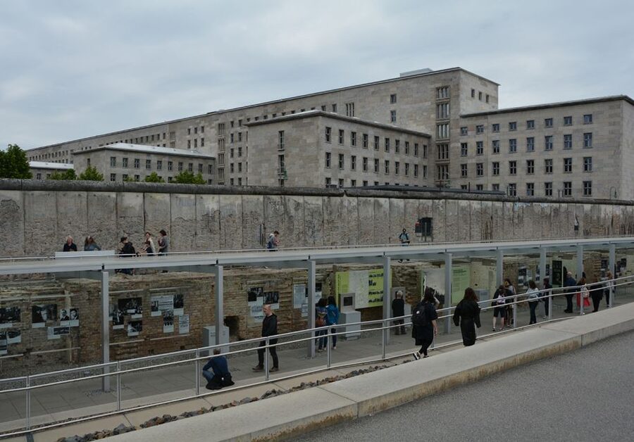 Berlin: Historical Sights & Berlin Wall Tour with a Berliner - Who This Tour Fits Best, and Who Might Skip It