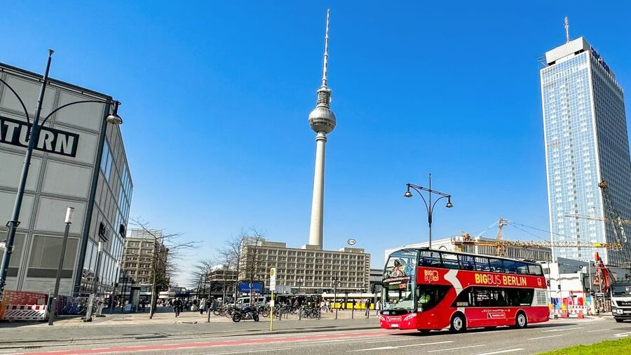 Berlin: Hop-On Hop-Off Sightseeing Bus with Boat Options - Start point: Alexanderplatz is your easiest launch pad