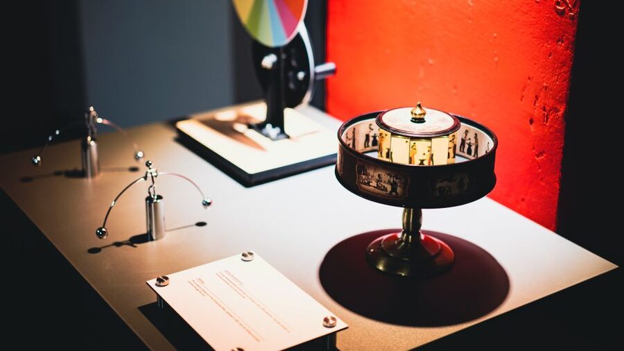 Berlin: Interactive DeJa Vu Museum Entrance Ticket - Why This Optical Illusions Museum Works