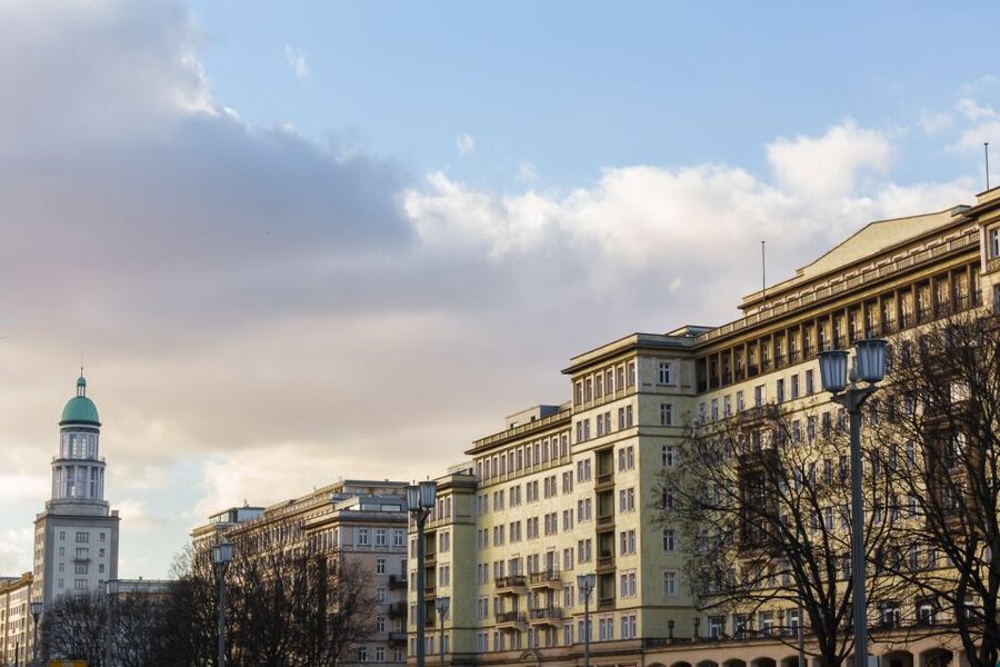 Berlin: Karl-Marx-Allee 2-Hour Tour - Kosmos cinema by Josef Kaiser: culture inside the city plan