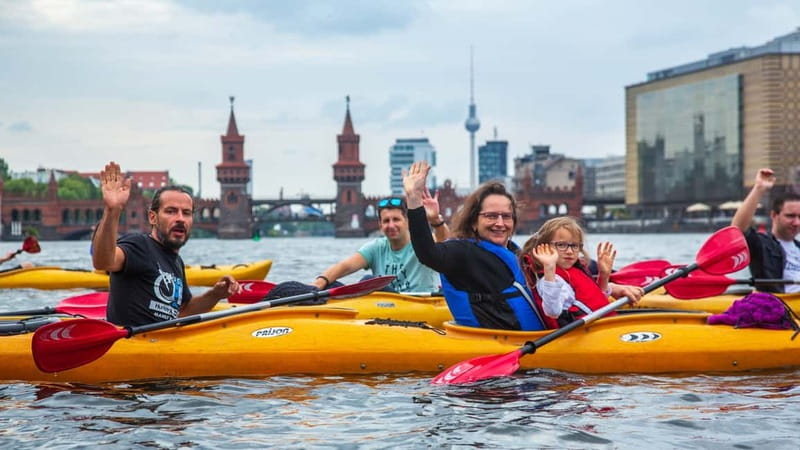 Berlin: Kayaking Tour East - Kreuzberg and Spree river - Your route on the water: Urbanhafen to Oberbaumbrücke and back