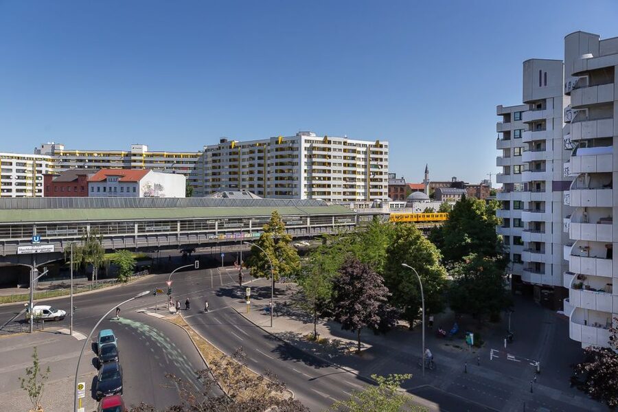 Berlin: Kreuzberg Guided Walking Evening Tour - Görli Park and the Jack the Ripper tale you’ll want to repeat