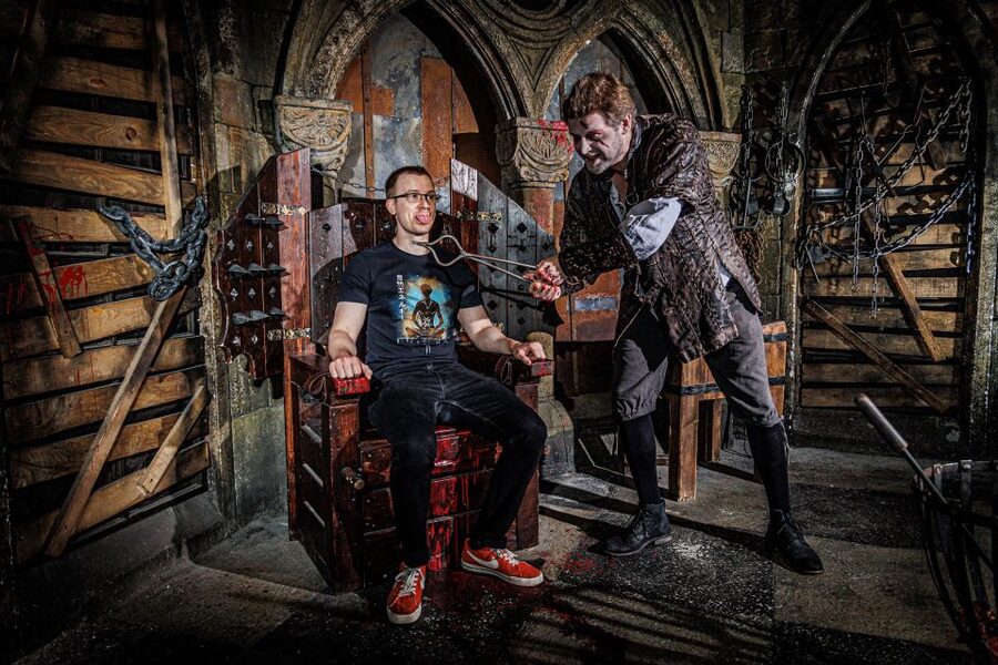 Berlin: Madame Tussauds Museum & Berlin Dungeon Combo Ticket - FAQ