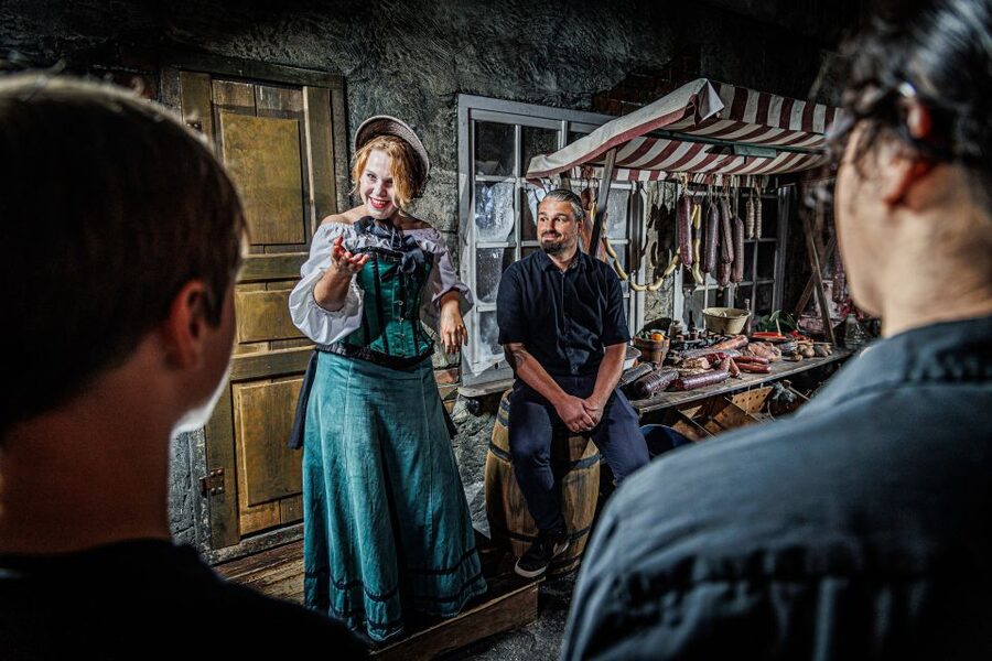 Berlin: Madame Tussauds Museum & Berlin Dungeon Combo Ticket - Price and value: paying for two very different attractions