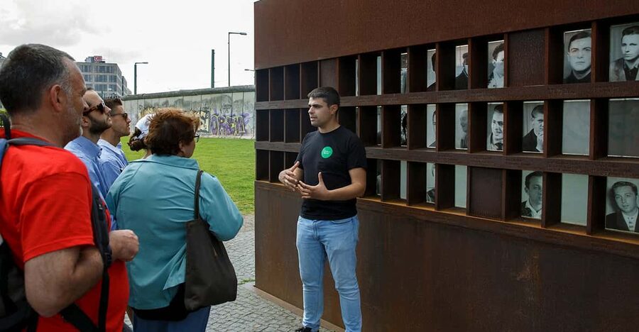 Berlin: Muro,Guerra Fría y Museo de la Stasi - Cold War Berlin in 4 Hours: what this tour really makes you see