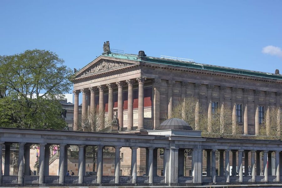 Berlin: Museum Island Guided Walking Tour - Humboldt Forum and the Schlüter Courtyard, what rebuilding feels like