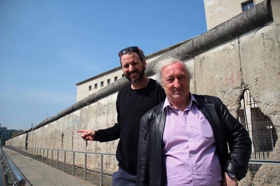Berlin : Must-see attractions Walking Tour - Holocaust Memorial: learning how to show up with respect
