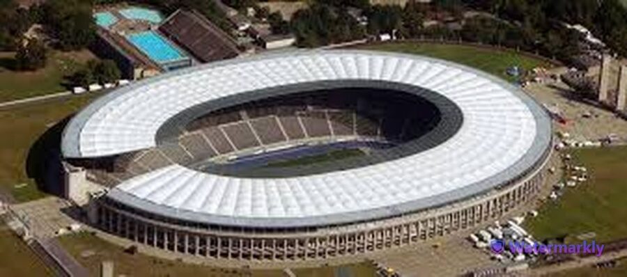 Berlin: Olympia Stadium Entrance Ticket - Should you book Olympiastadion Berlin entry access?
