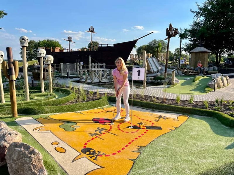 Berlin: Pirate´s Island Adventure Mini Golf Ticket - Tickets, time, and what $19 per person really buys you