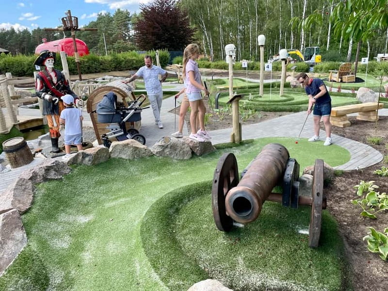 Berlin: Pirate´s Island Adventure Mini Golf Ticket - Practical tips to make your round easier (and more fun)