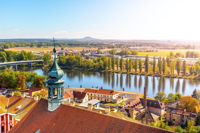 Berlin-Prague One-Way Sightseeing Day Tour - Dresden on Foot: Zwinger, Frauenkirche, Semperoper, and Royal Palace Color