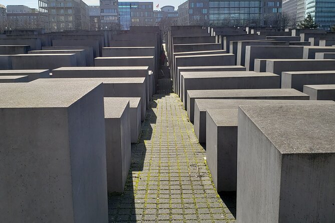 Berlin Private Custom Tour in a Minivan, East and West - Should You Book This Private East and West Berlin Minivan Tour?