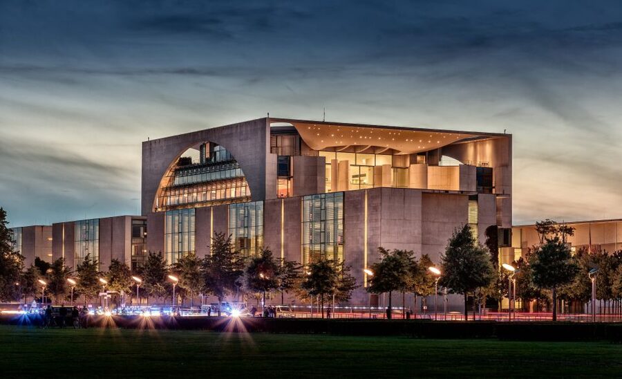 Berlin: Private Guided Tour of the Main Sights - Gendarmenmarkt, Philharmonie, and a synagogue stop that broadens the story