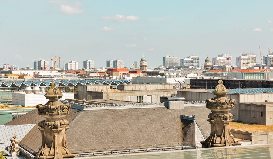 Berlin: Private Reichstag and Glass Dome Tour - Reichstag Rooftop Terrace: The Best Breathing Room Before the Dome