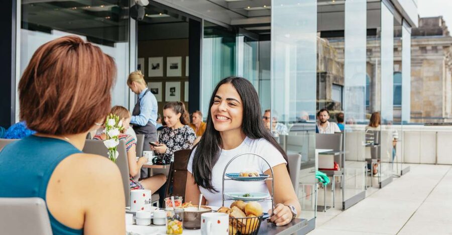 Berlin: Rooftop Breakfast at Käfer Restaurant Reichstag - Key things to know before you go
