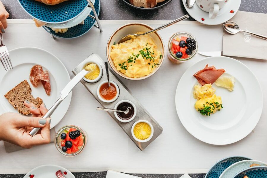 Berlin: Rooftop Breakfast at Käfer Restaurant Reichstag - The Reichstag Glass Dome Walk: Views, Audio Guide, and Timing