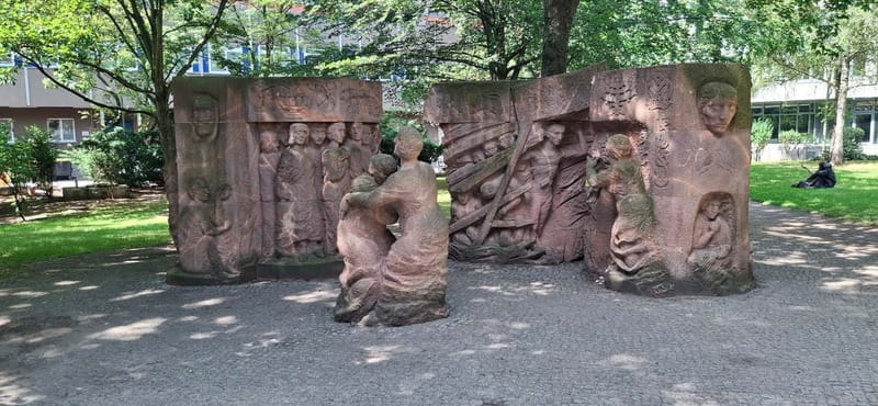 Berlin‘s Jewish Heritage Private Tour With Jacob - The New Synagogue Berlin Jewish Centre: what revived Jewish life looks like