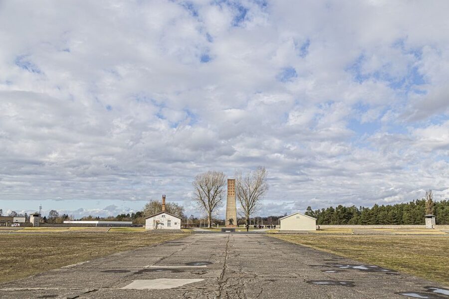 Berlin: Sachsenhausen Concentration Camp Memorial Tour - Station Z: executions and the weight of remaining traces