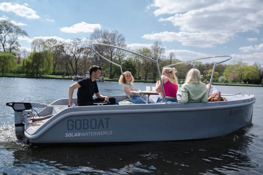 Berlin: Self-Drive Boat Tour - Driving tips that make your route feel effortless