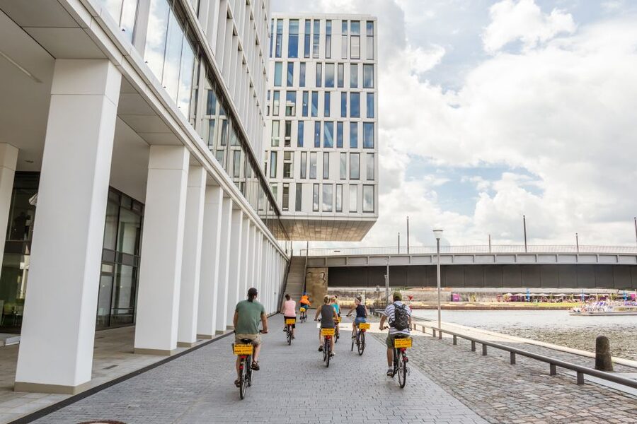Berlin: Sights and Highlights Bike Tour with a Local Guide - How safety, gear, and bike comfort really play out