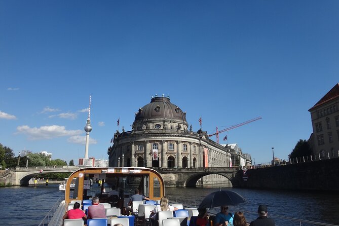 Berlin sightseeing boat tour on the Spree - Where you board on the Spree, and what to expect in 1 hour