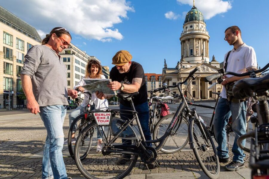Berlin: Small Group Bike Tour Through City Center - Prenzlauer Berg back to the start: newer Berlin with a neighborhood feel