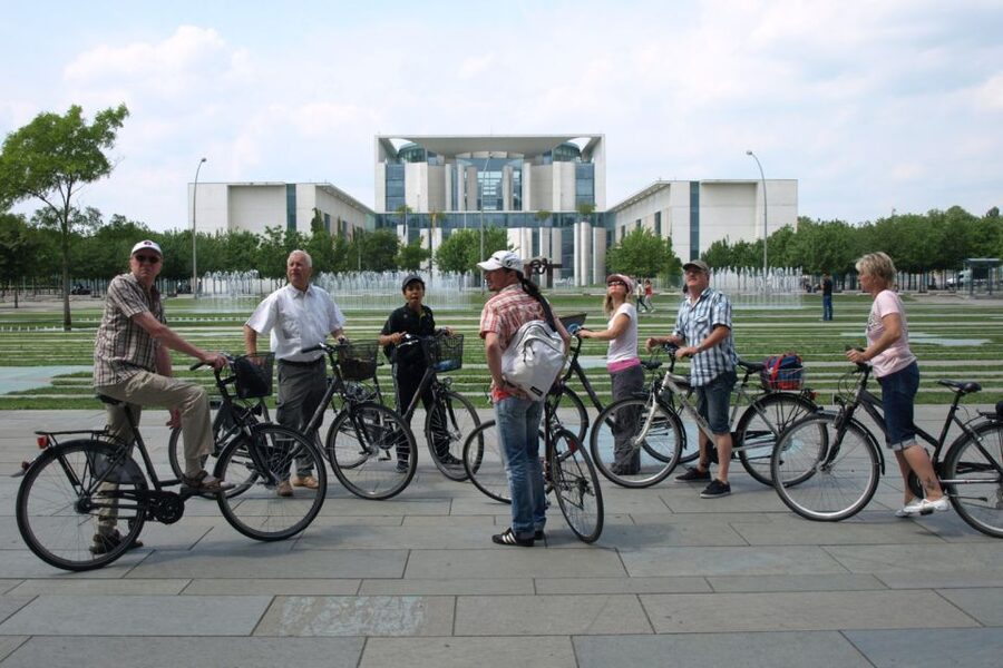 Berlin: Small Group Bike Tour Through City Center - Starting at 75 Bornholmer Straße, where the Wall fall story starts with people