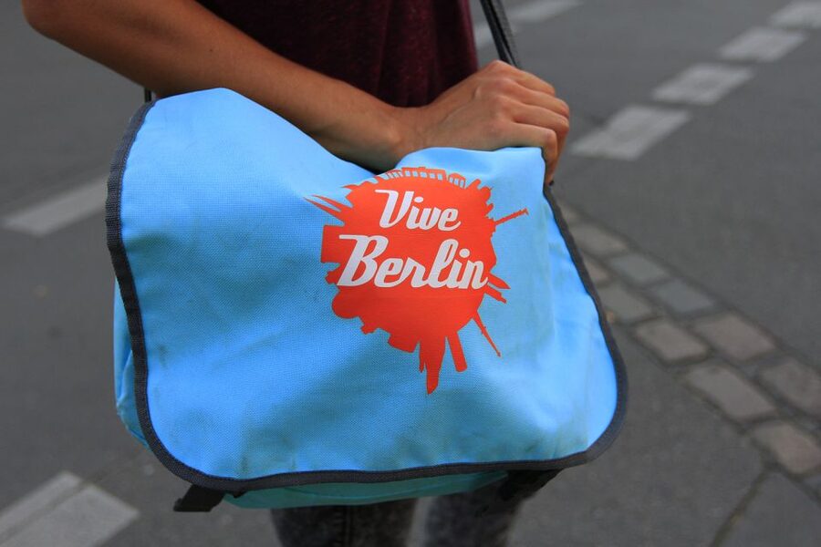 Berlin: Street Art and Alternative Tour - East Side Gallery: When a Section of the Wall Becomes Street Art