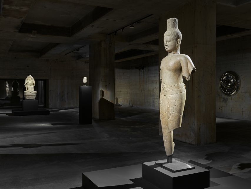 Berlin: The Feuerle Collection Meditation Experience - How the hour is paced, from silent entry to the rooms