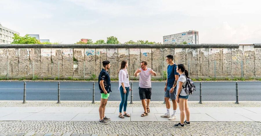 Berlin: Third Reich and Cold War 2 Hour Walking Tour - Start at Brandenburg Gate, then follow the fault lines of Berlin
